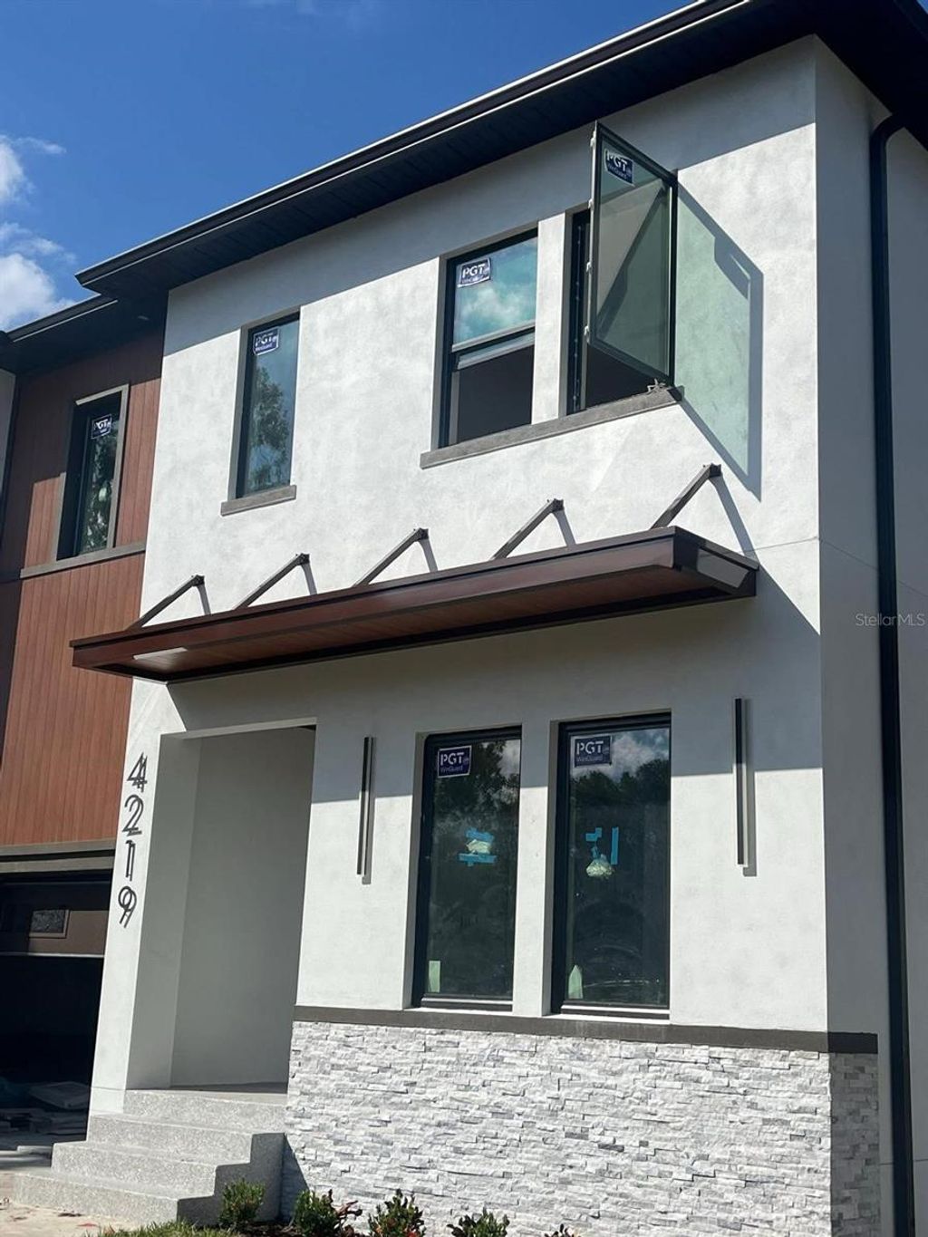 Photo of 4219 W Bay View Avenue, Tampa, FL 33611 (MLS # TB8434544)