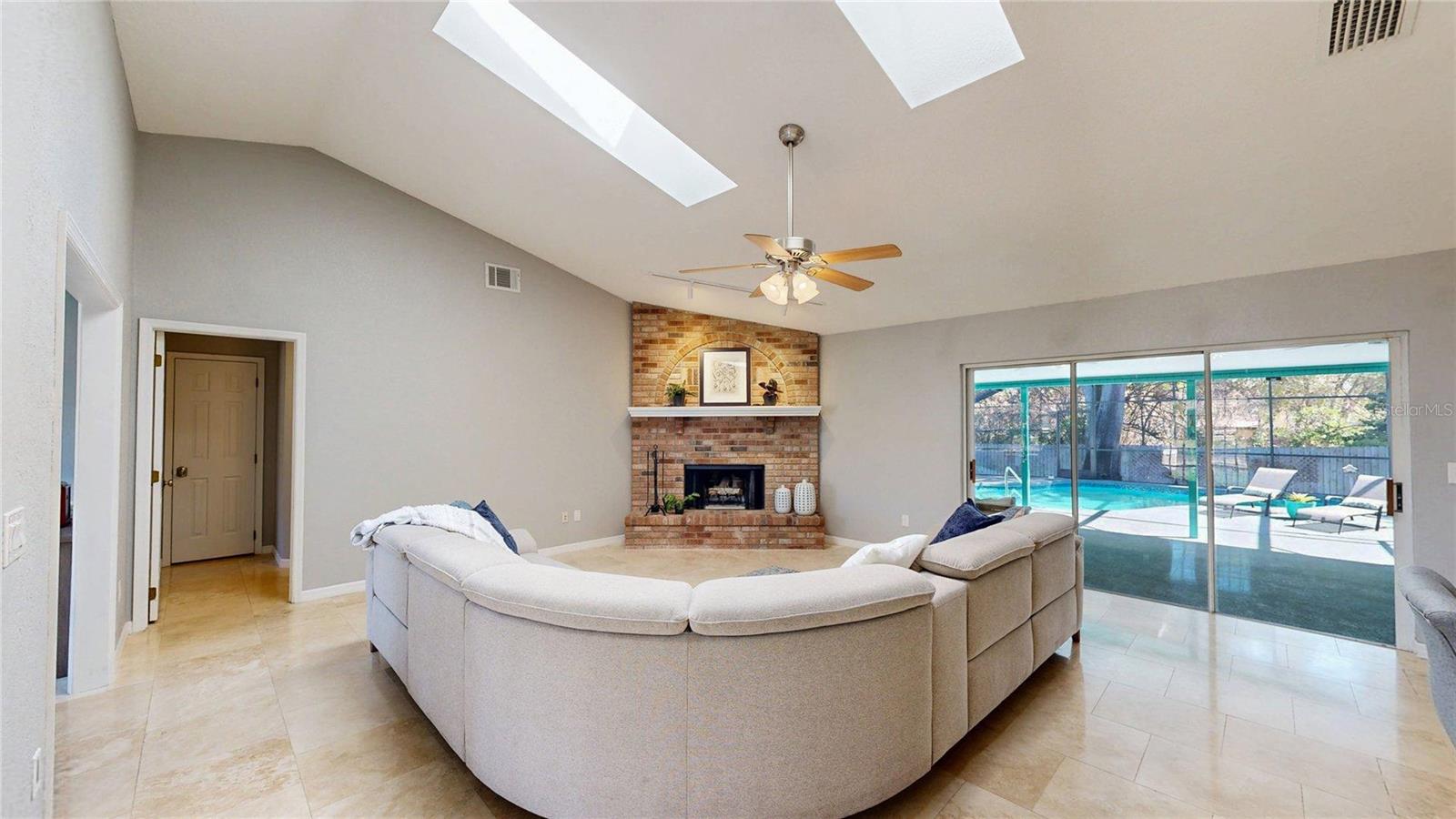 SAND PINES - Residential