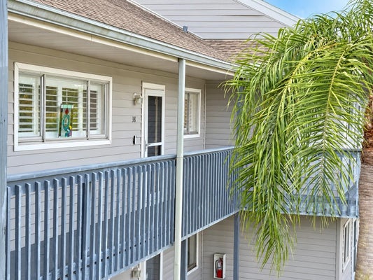 259 FENWICK DR UNIT 38, VENICE, FL 34285 - Image cdddb42fbcf31590982fab495401d1ed/1577511290