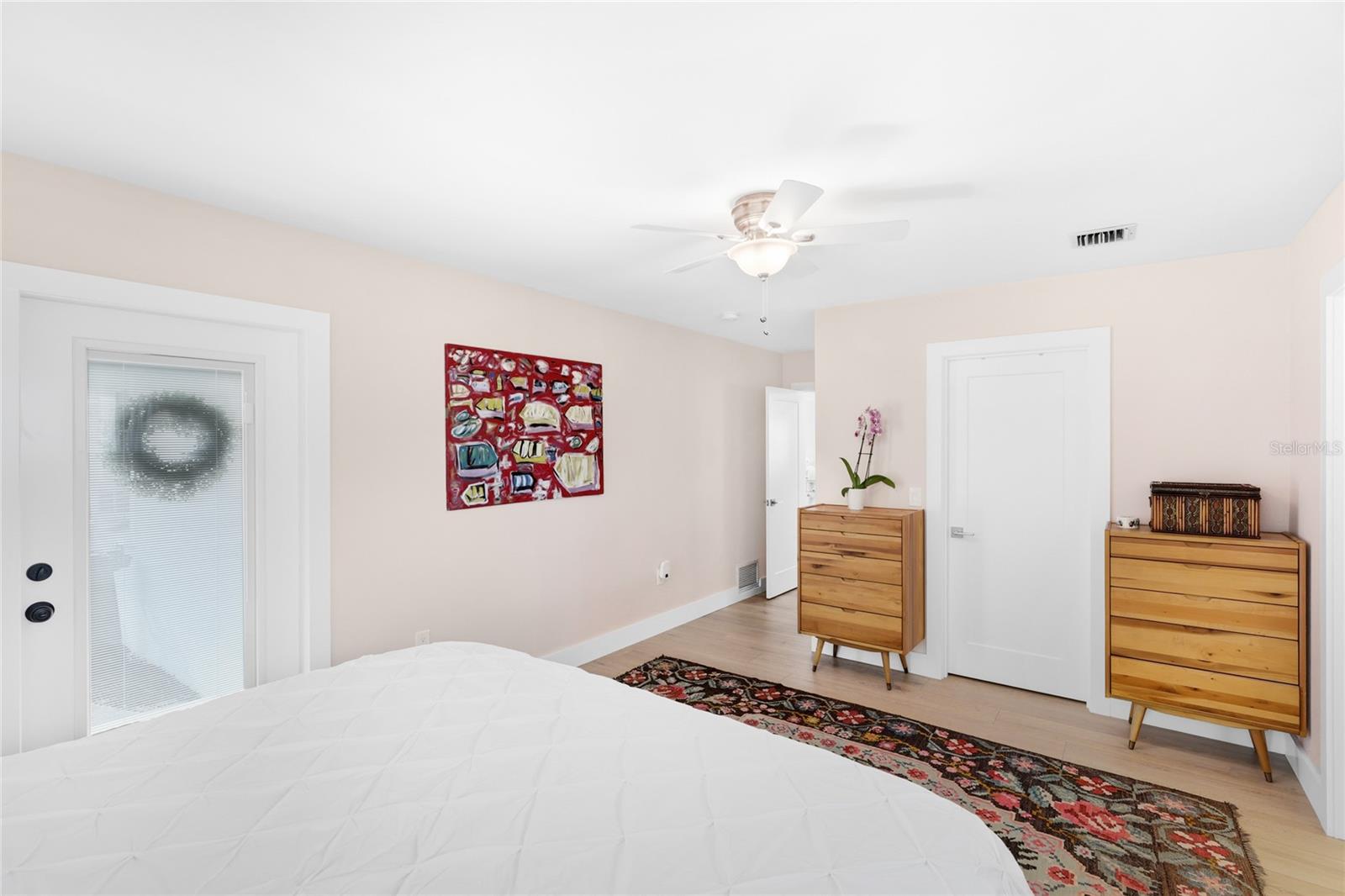 COUNTRY CLUB HEIGHTS - Residential