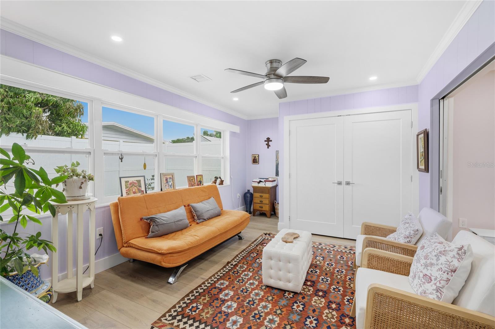 COUNTRY CLUB HEIGHTS - Residential