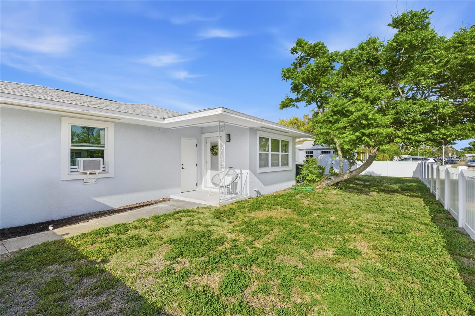 COUNTRY CLUB HEIGHTS - Residential