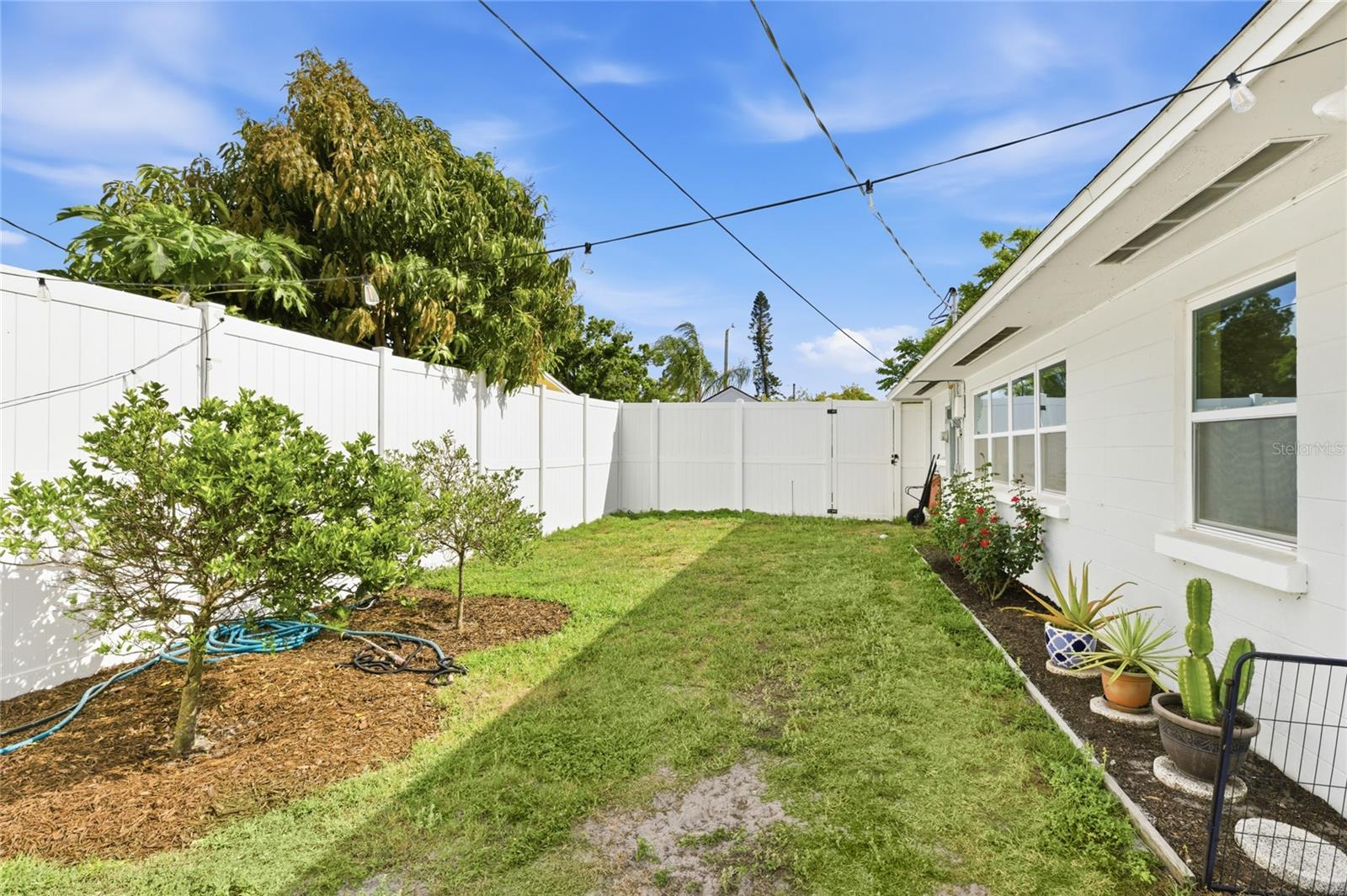 COUNTRY CLUB HEIGHTS - Residential