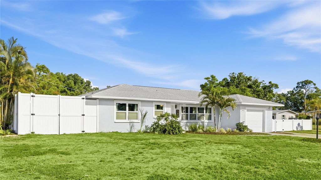 Photo of 1415 42nd Street W, Bradenton, FL 34205 (MLS # A4688639)