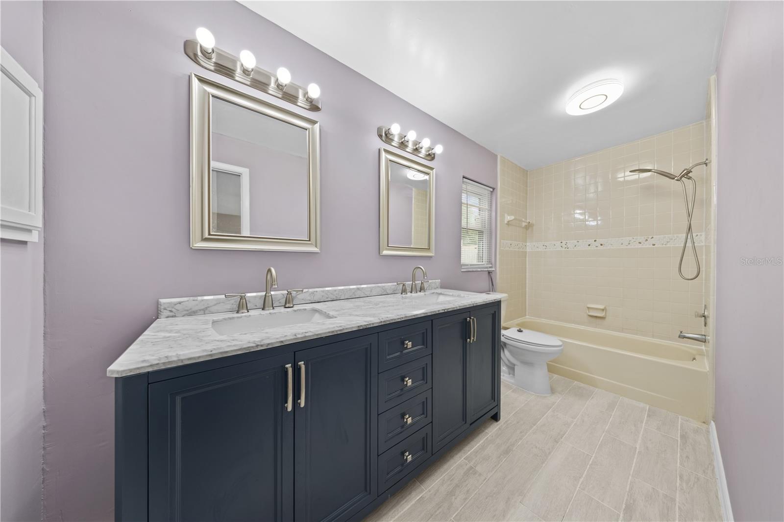 ALAFAYA WOODS PH 2 - Residential