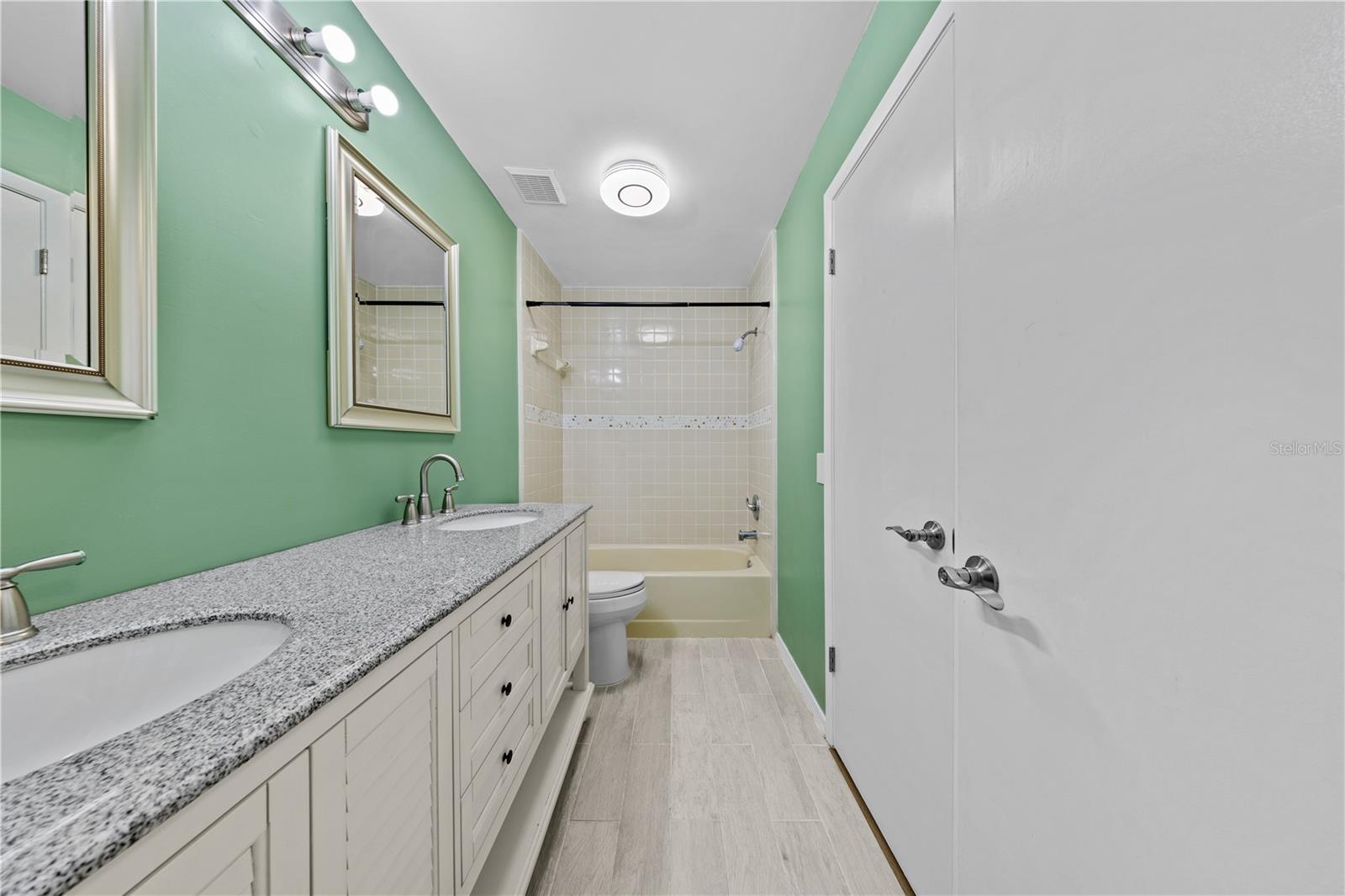 ALAFAYA WOODS PH 2 - Residential