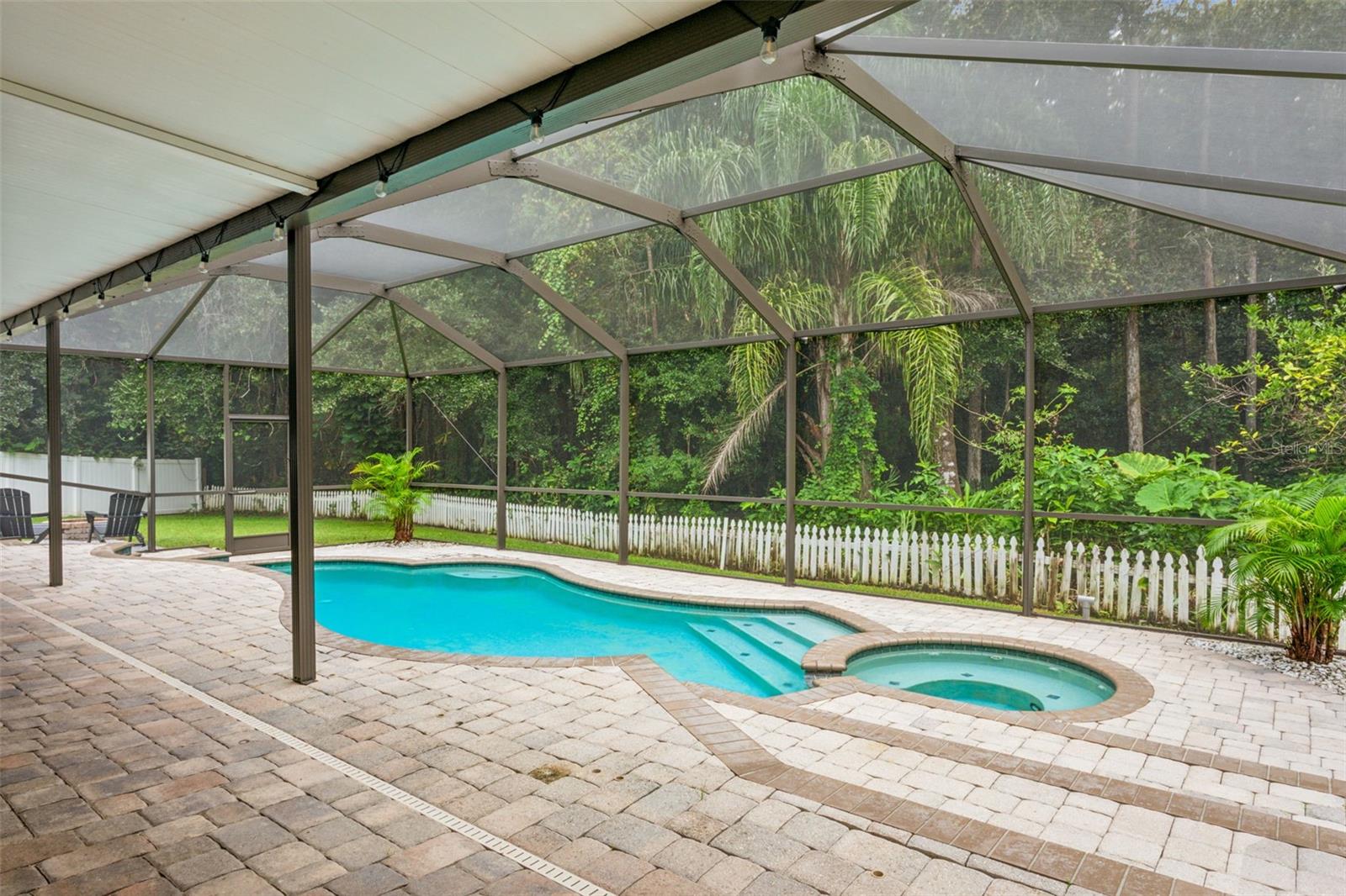 CARROLLWOOD SOUTH - Residential Lease