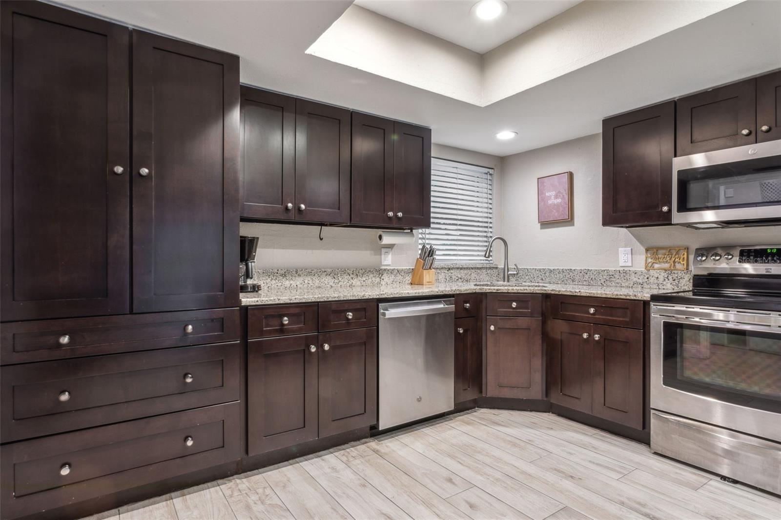 CARROLLWOOD SOUTH - Residential Lease