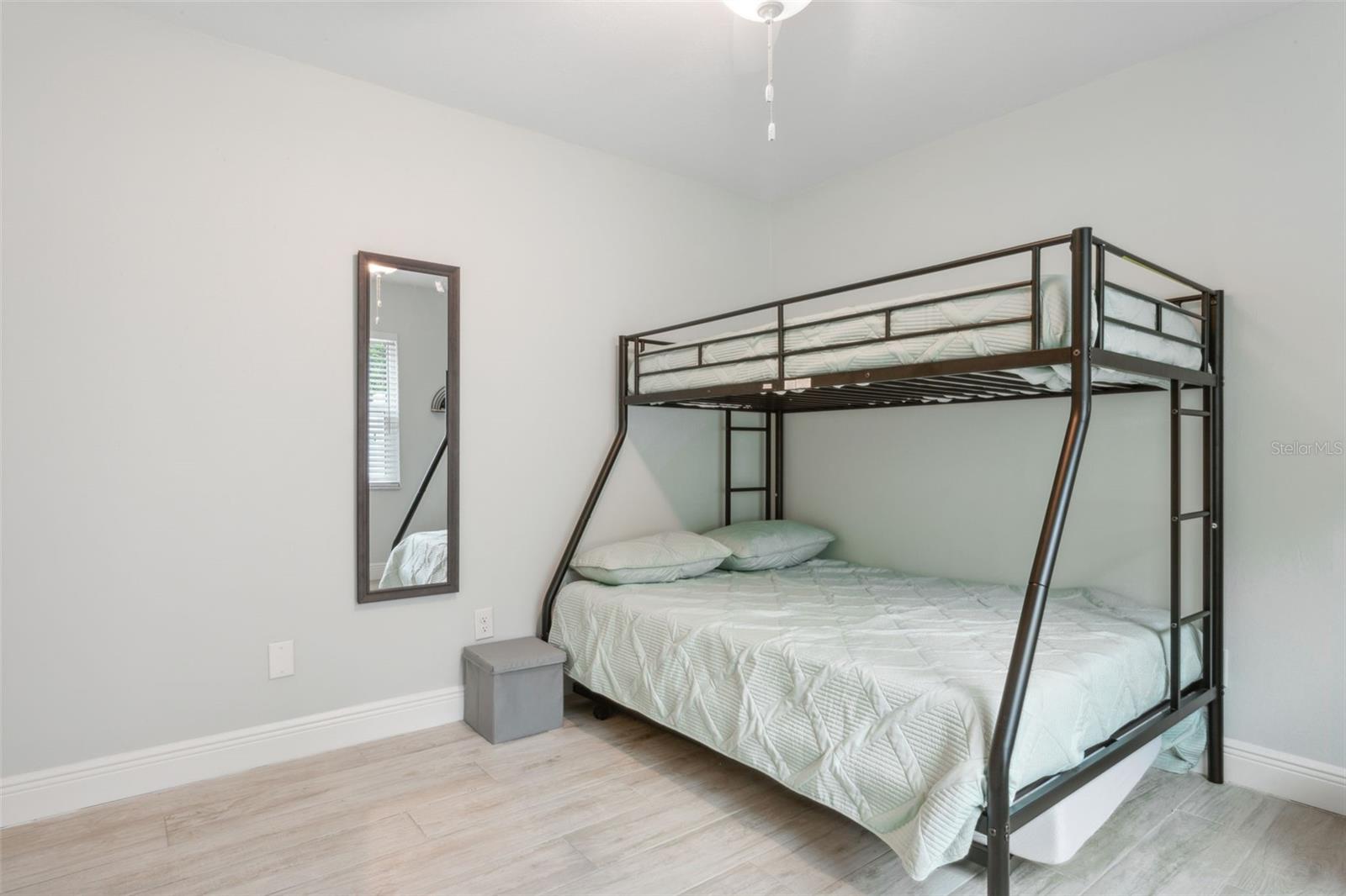 CARROLLWOOD SOUTH - Residential Lease