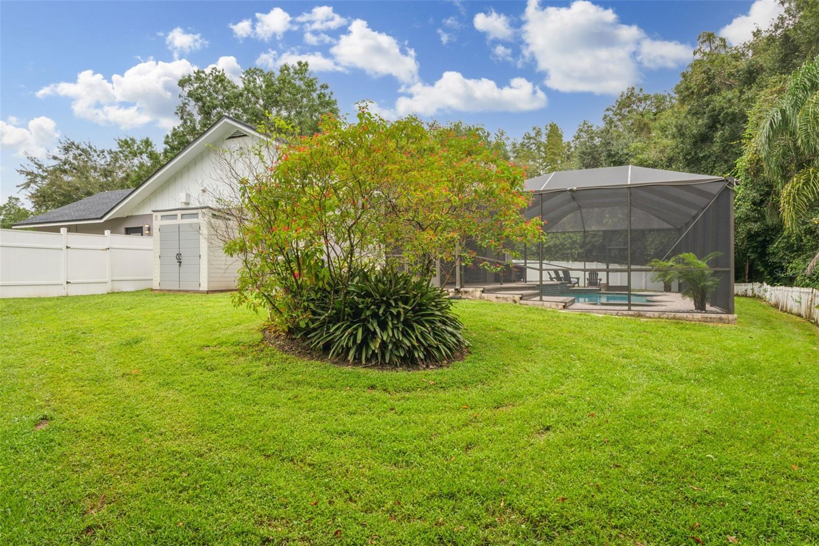 CARROLLWOOD SOUTH - Residential Lease