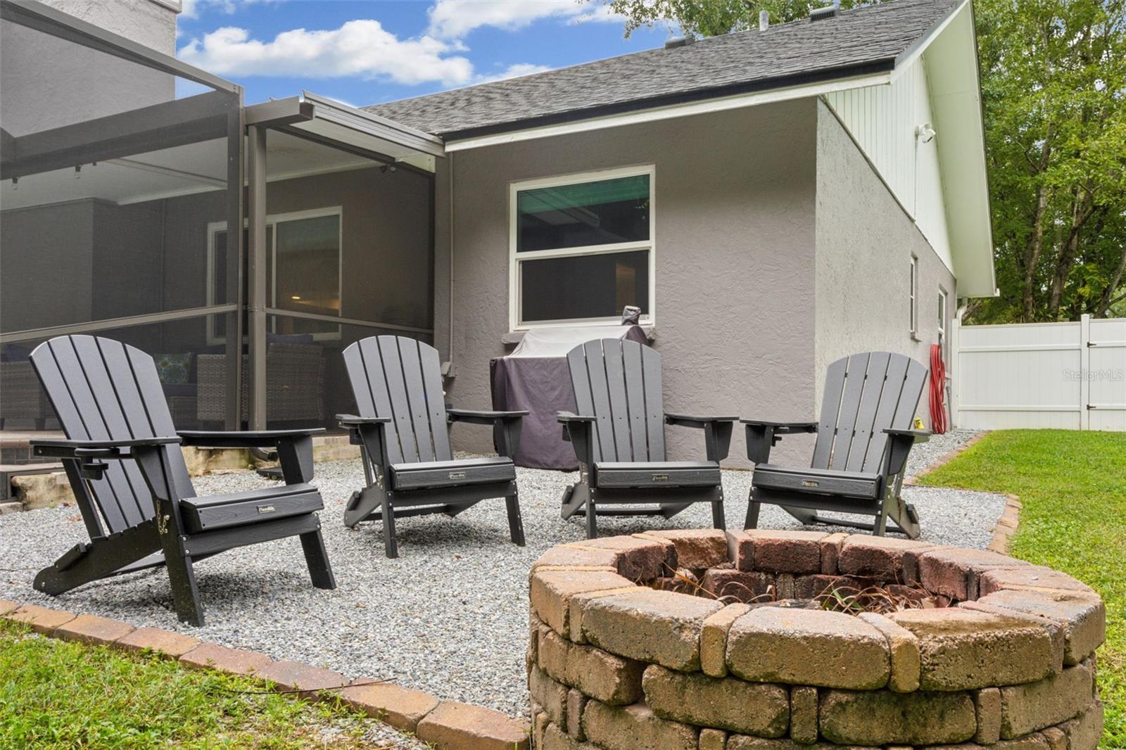 CARROLLWOOD SOUTH - Residential Lease