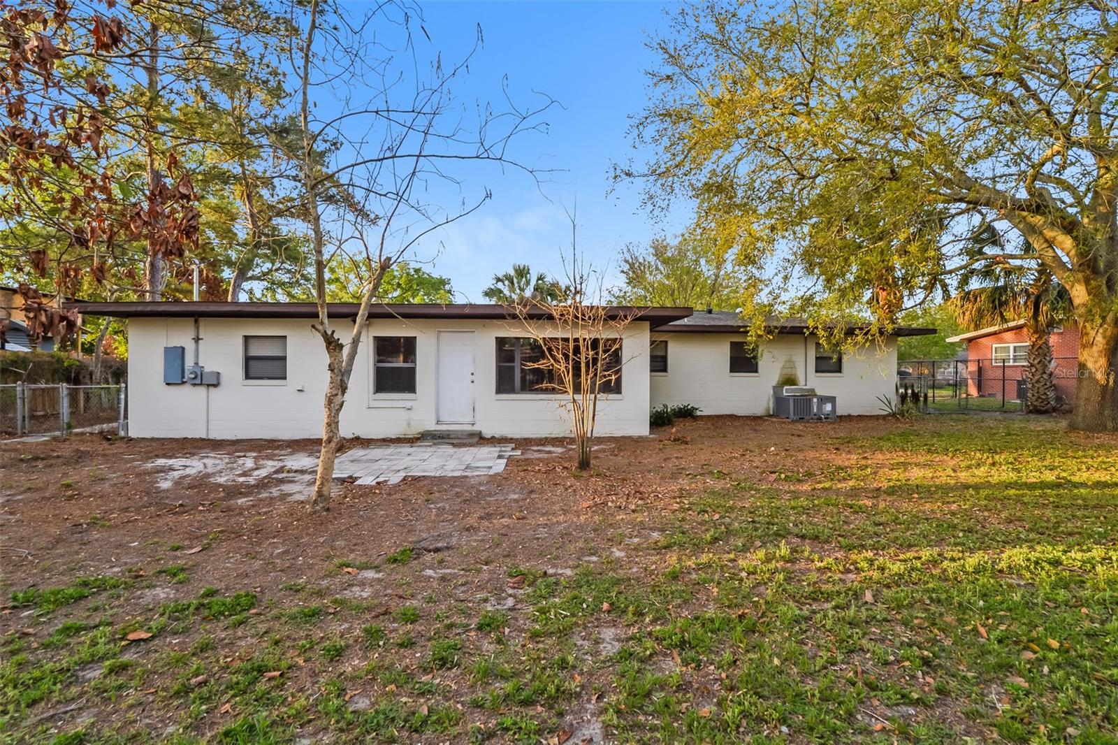 CAMPHOR HEIGHTS - Residential