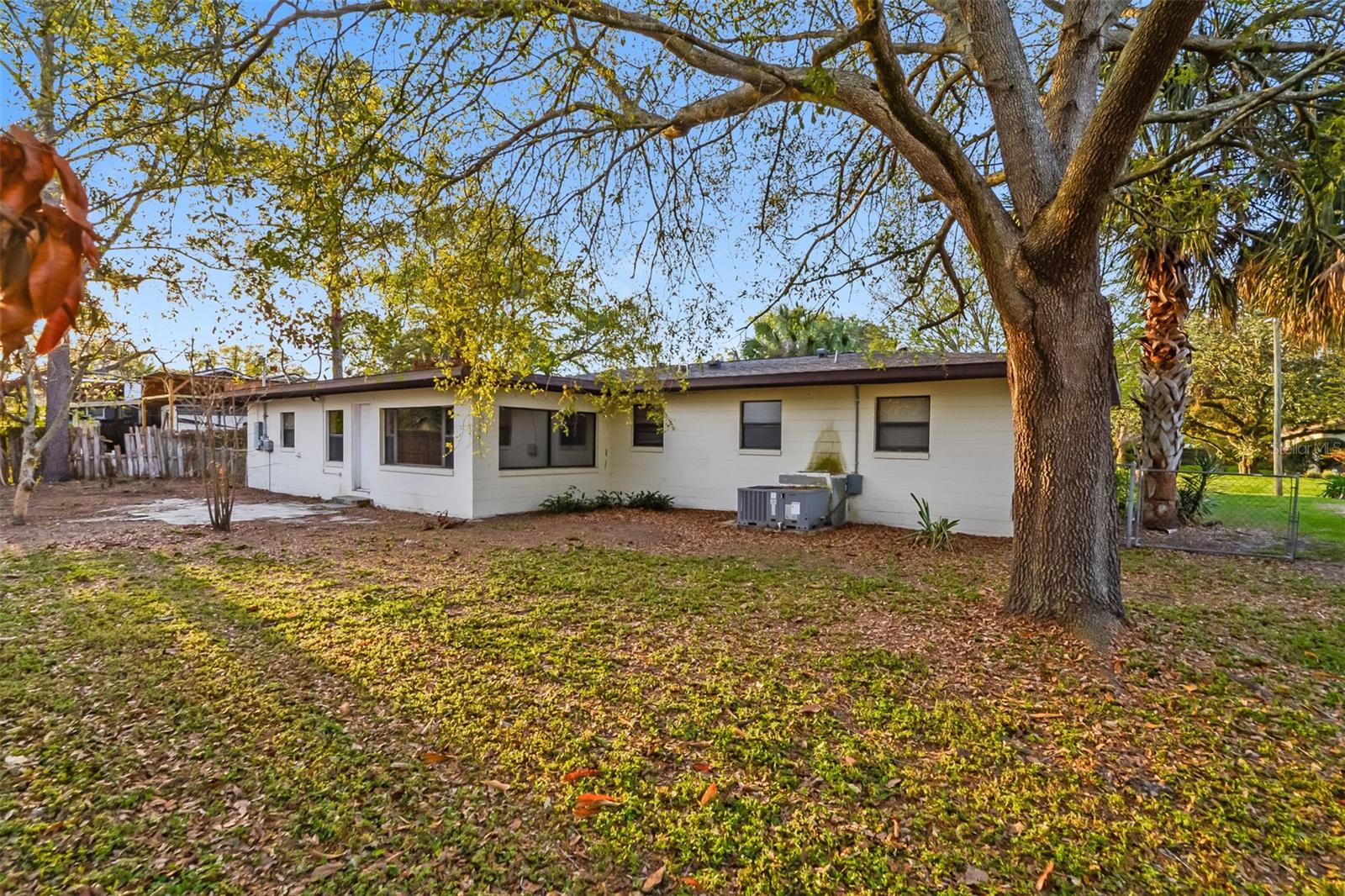 CAMPHOR HEIGHTS - Residential