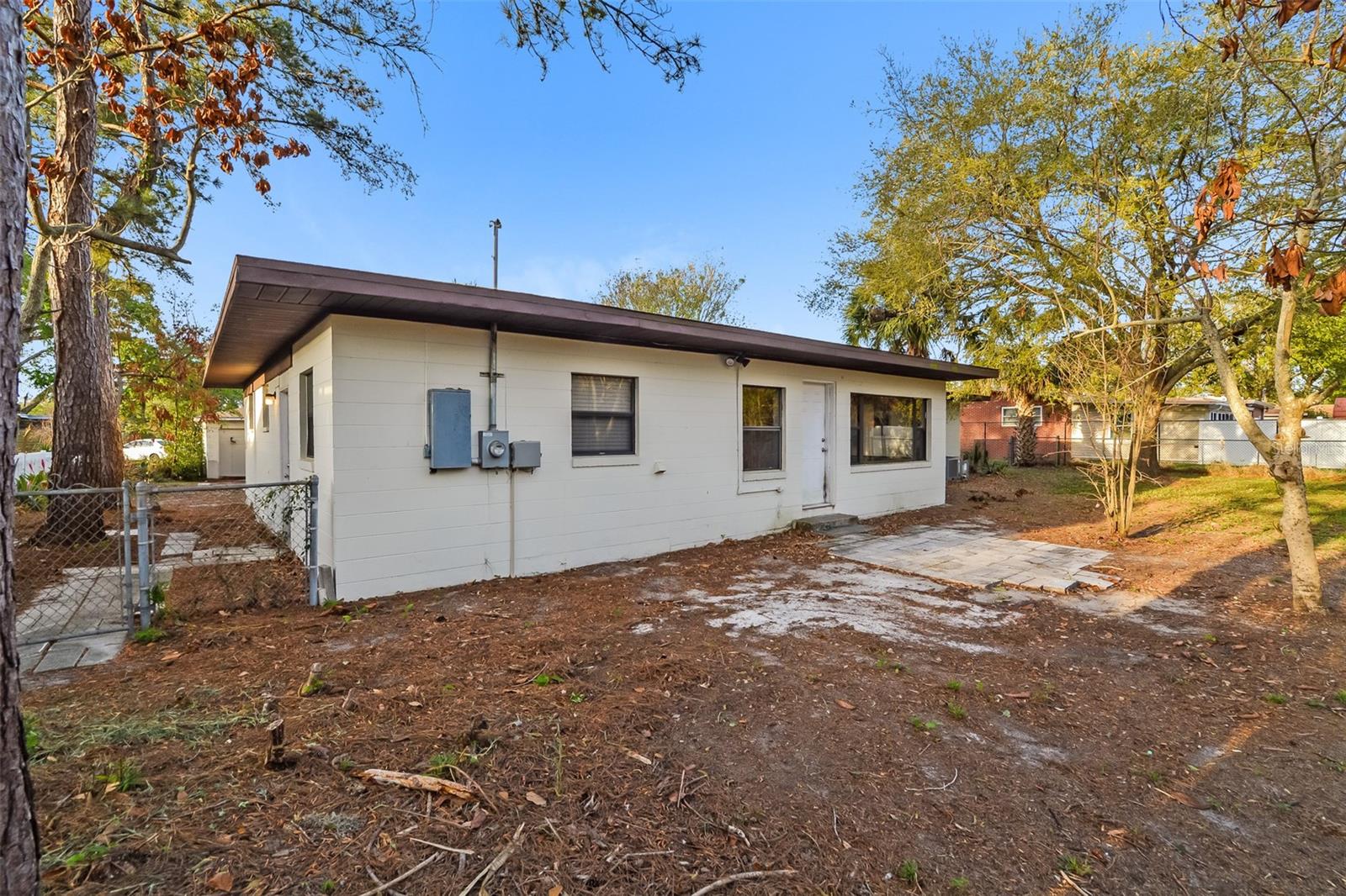 CAMPHOR HEIGHTS - Residential