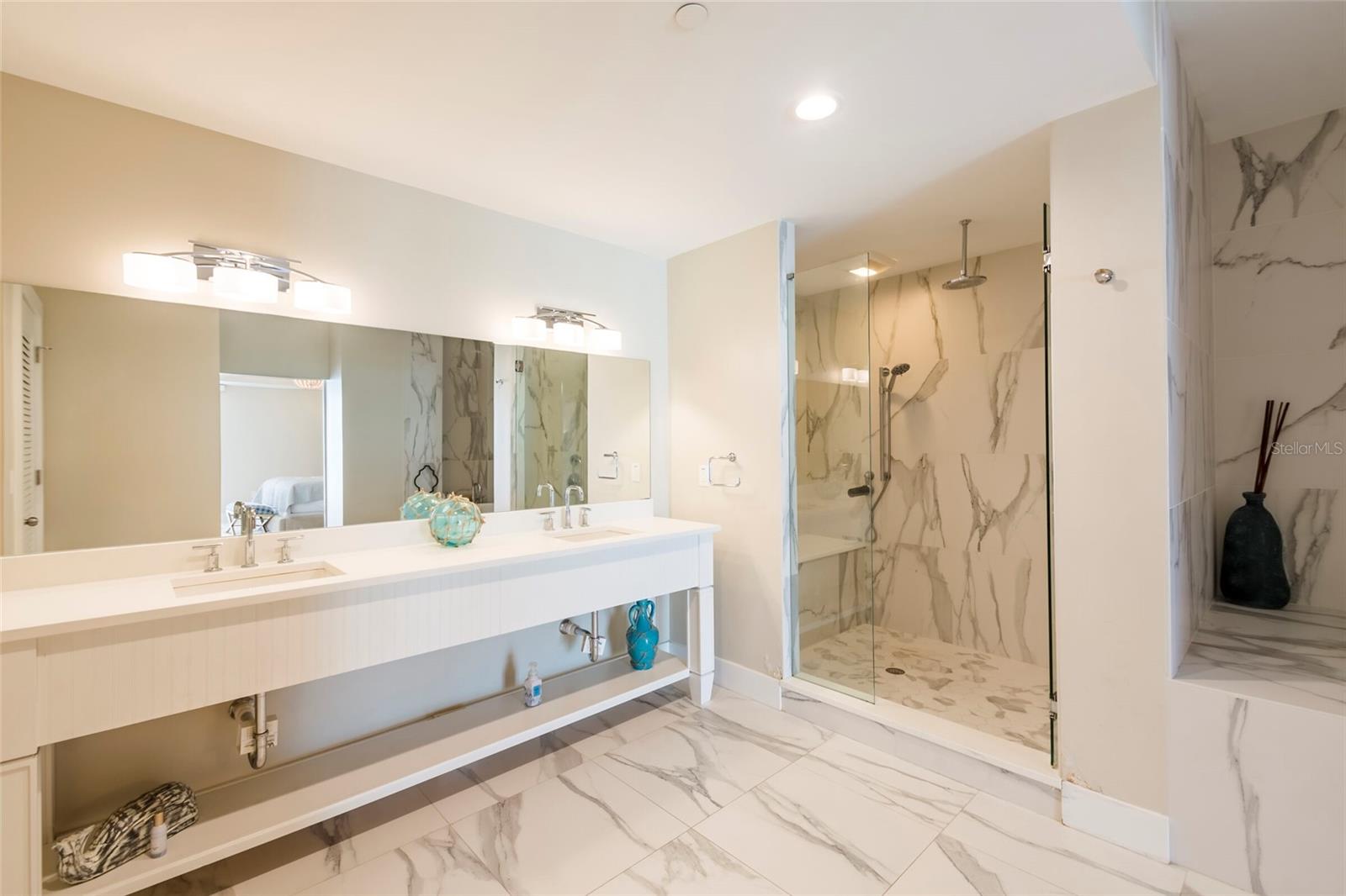 AQUALEA RESIDENCES CONDO - Residential