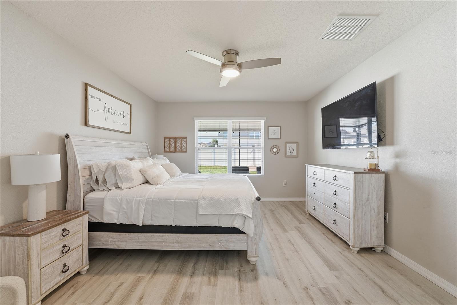 CANOPY WALK PH 1 - Residential