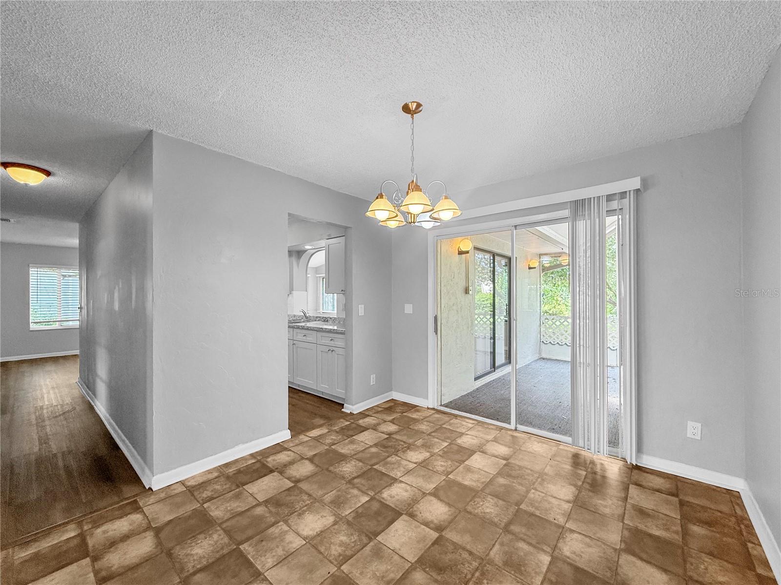 PALM COAST/BERNARD MDWS SEC 81 - Residential Lease