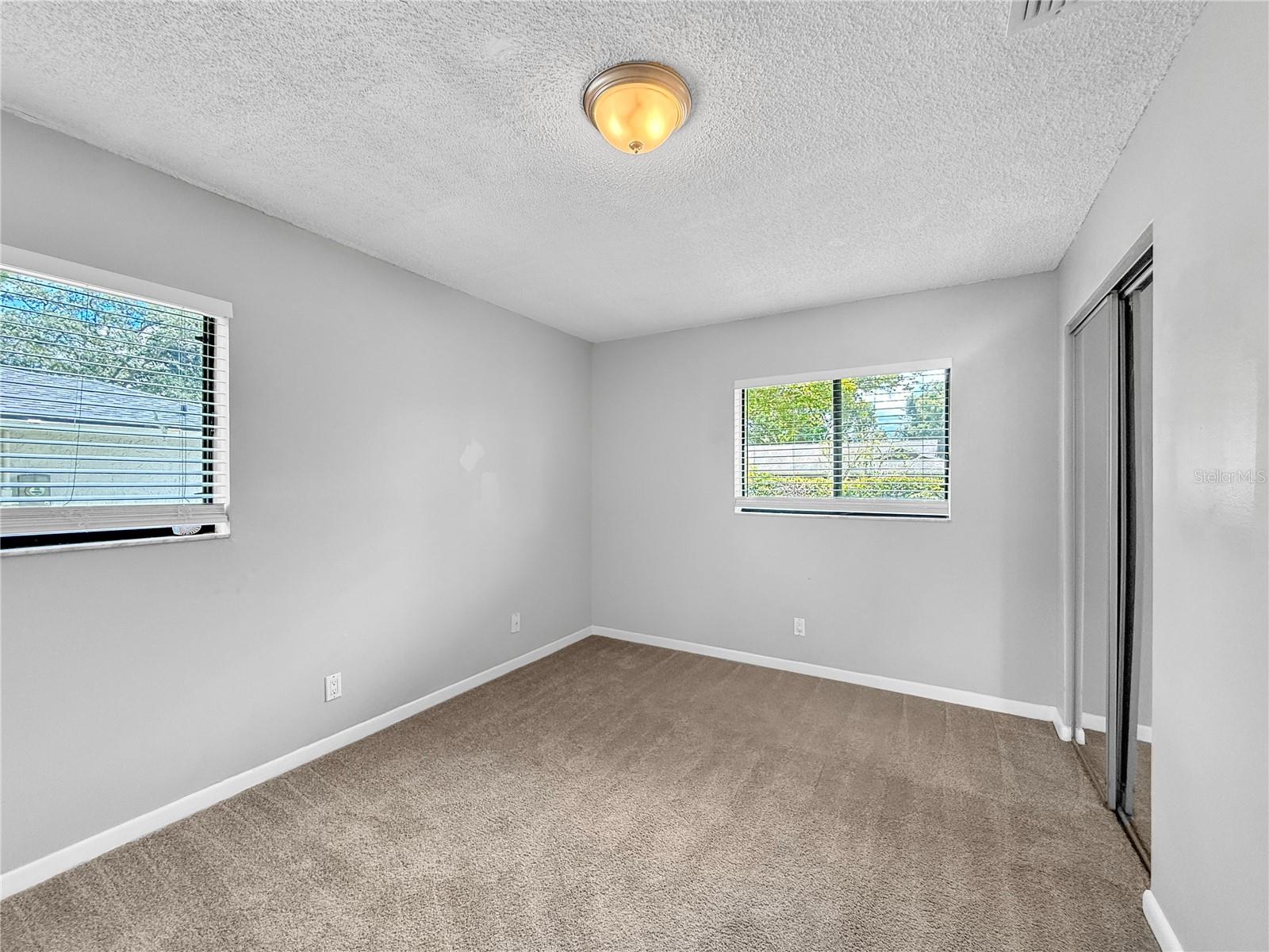 PALM COAST/BERNARD MDWS SEC 81 - Residential Lease