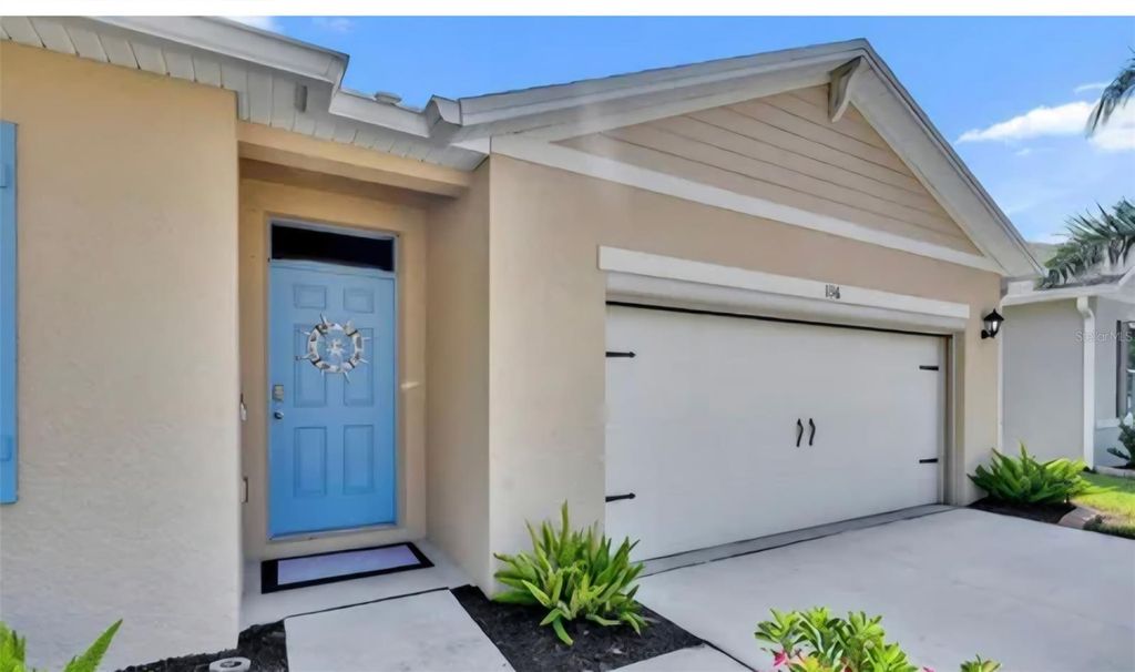 Photo of 136 Old Mill Pond Road, Edgewater, FL 32141 (MLS # O6380086)