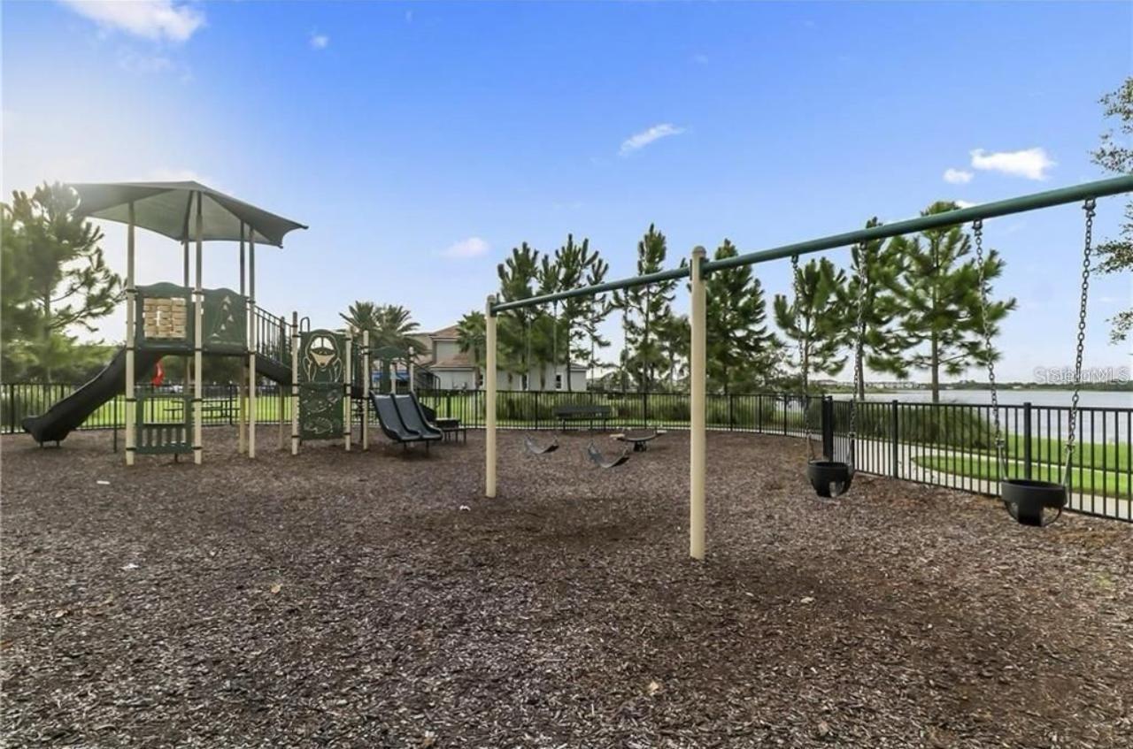 WEST LAKE HANCOCK ESTATES - Residential