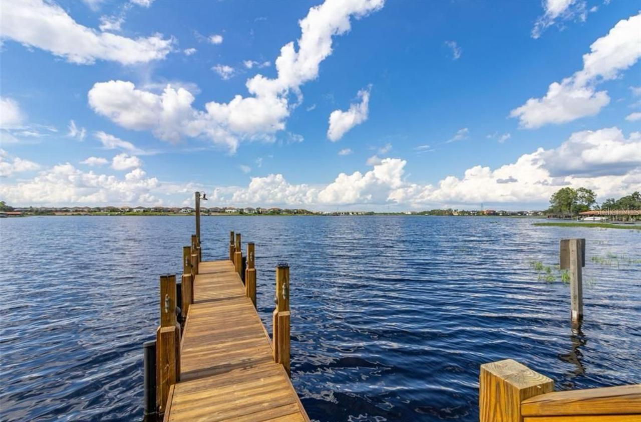 WEST LAKE HANCOCK ESTATES - Residential