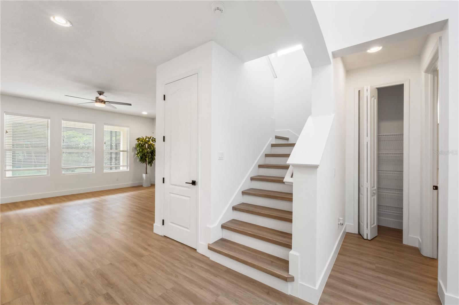 WEST LAKE HANCOCK ESTATES - Residential