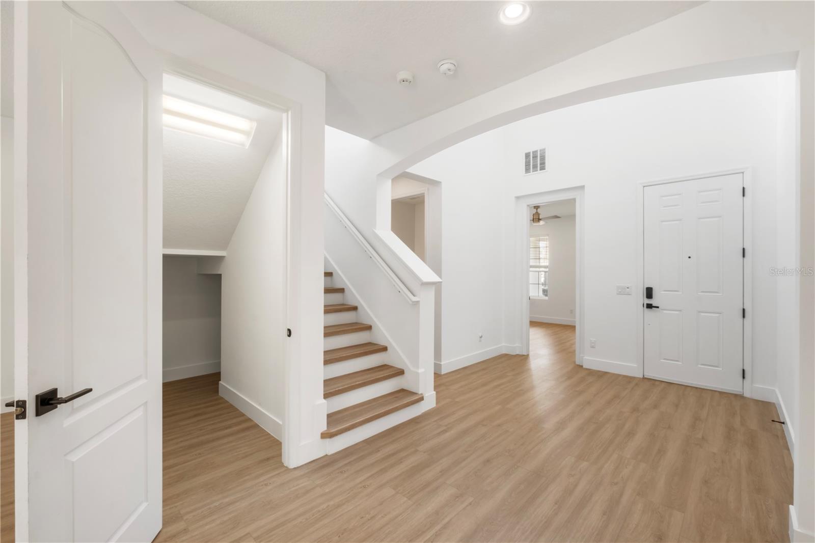 WEST LAKE HANCOCK ESTATES - Residential