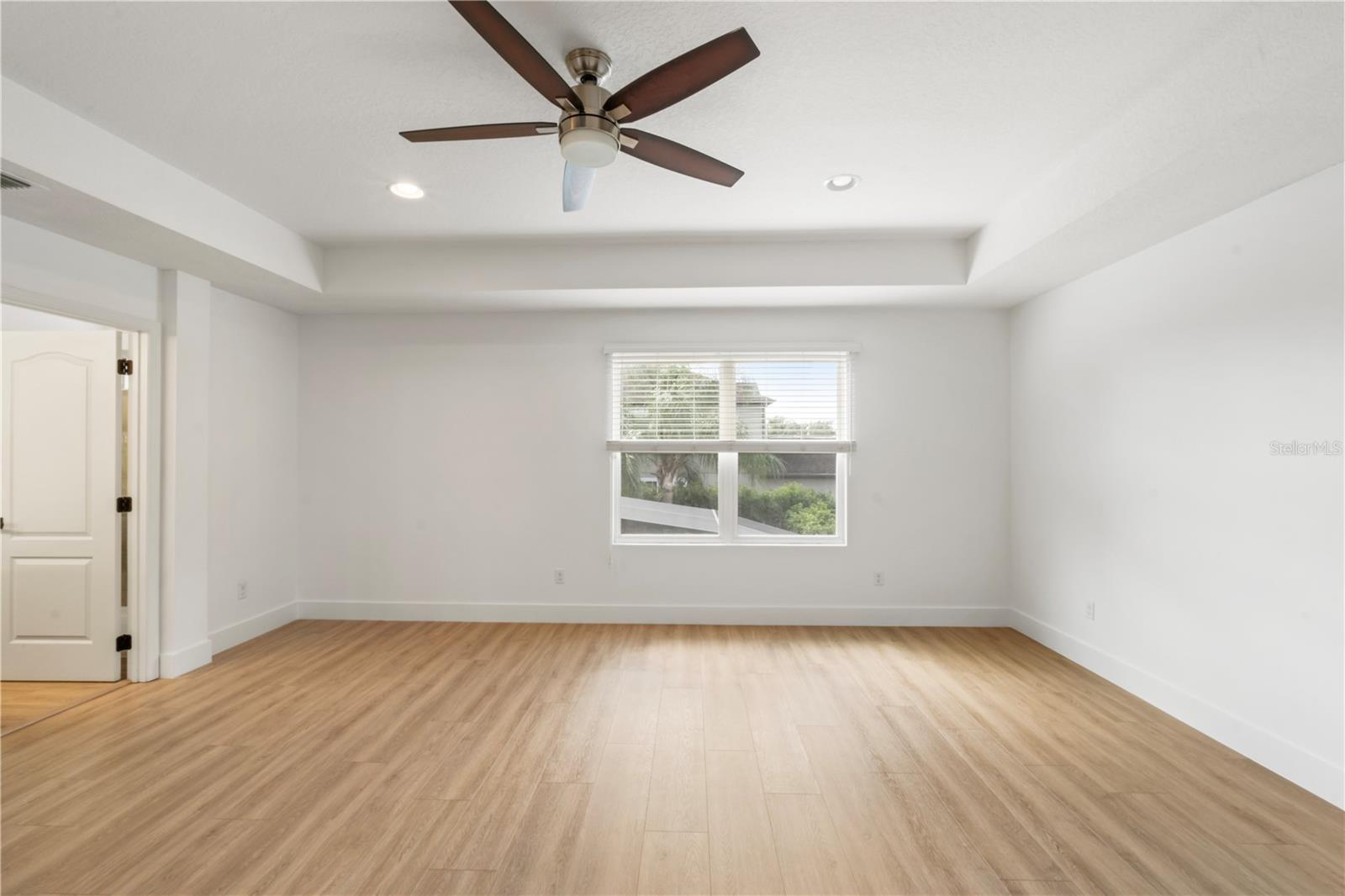 WEST LAKE HANCOCK ESTATES - Residential