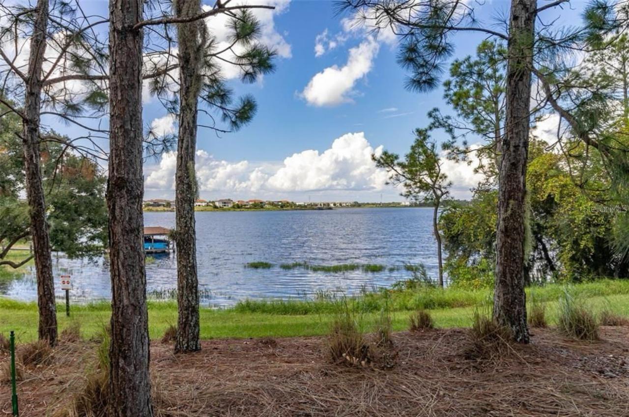 WEST LAKE HANCOCK ESTATES - Residential