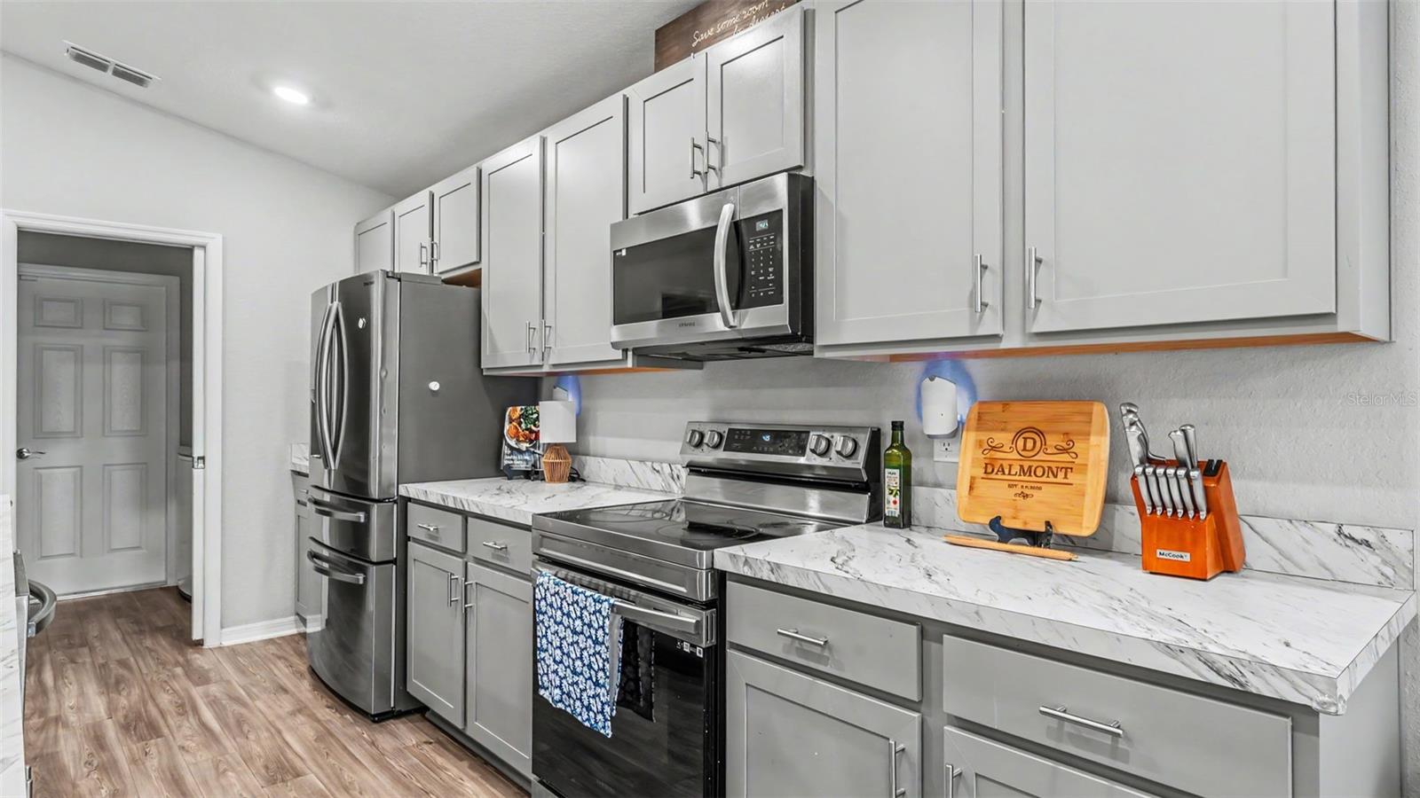 ENCLAVE/LK MYRTLE - Residential