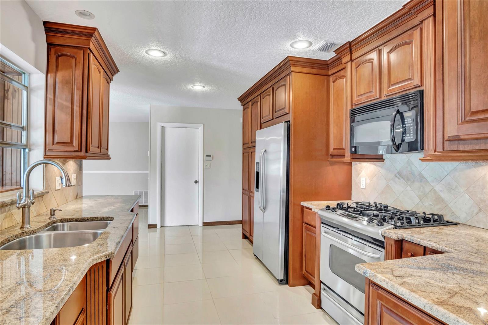 2108 CREE TRAIL