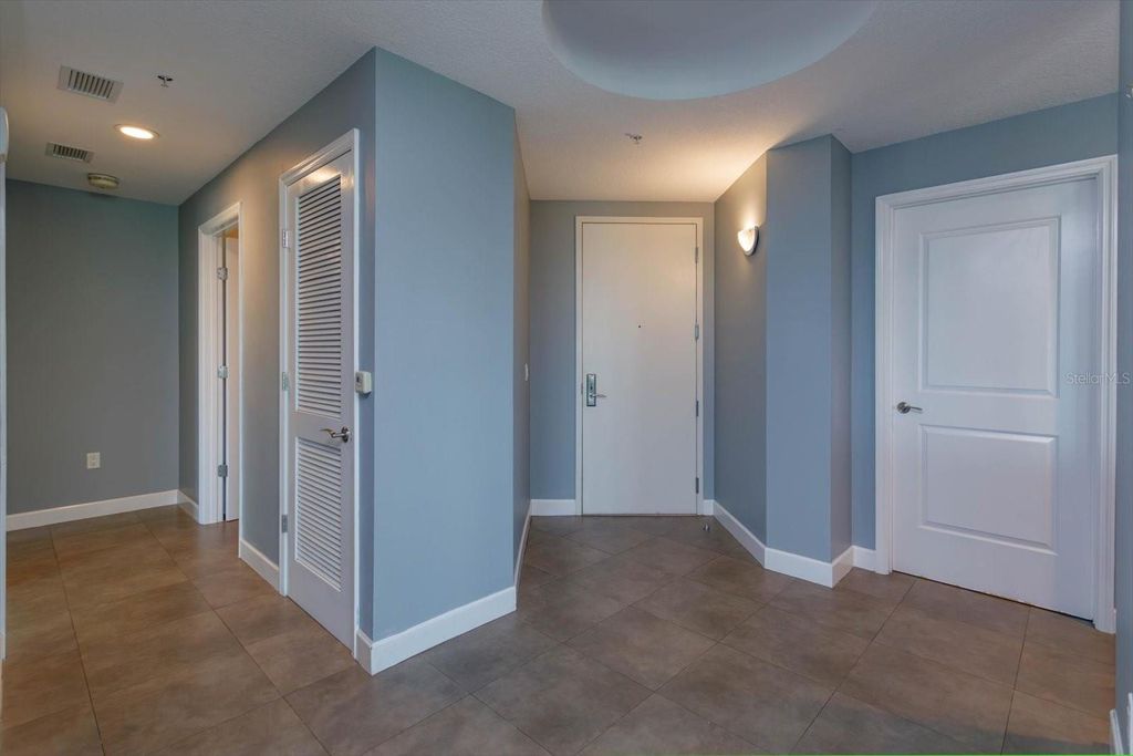 Photo of 100 S Eola Drive #609, Orlando, FL 32801 (MLS # O6389895)