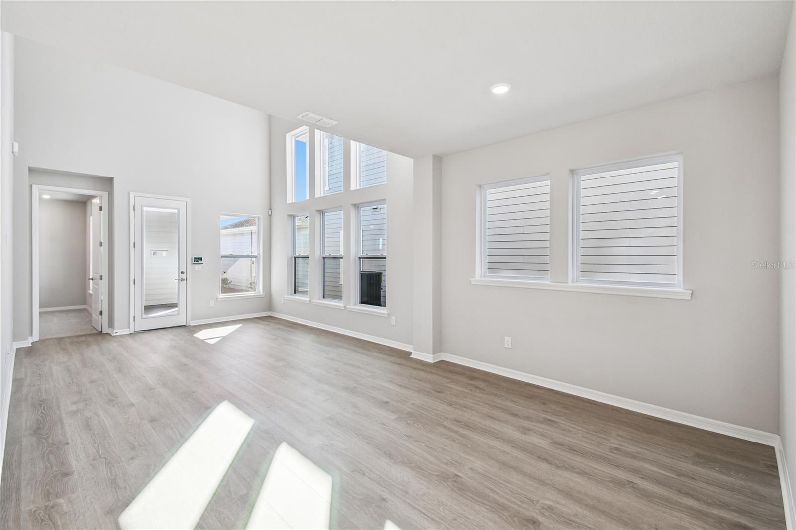 WESLYN PARK - Residential