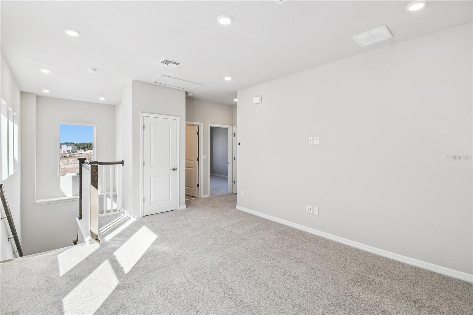 WESLYN PARK - Residential