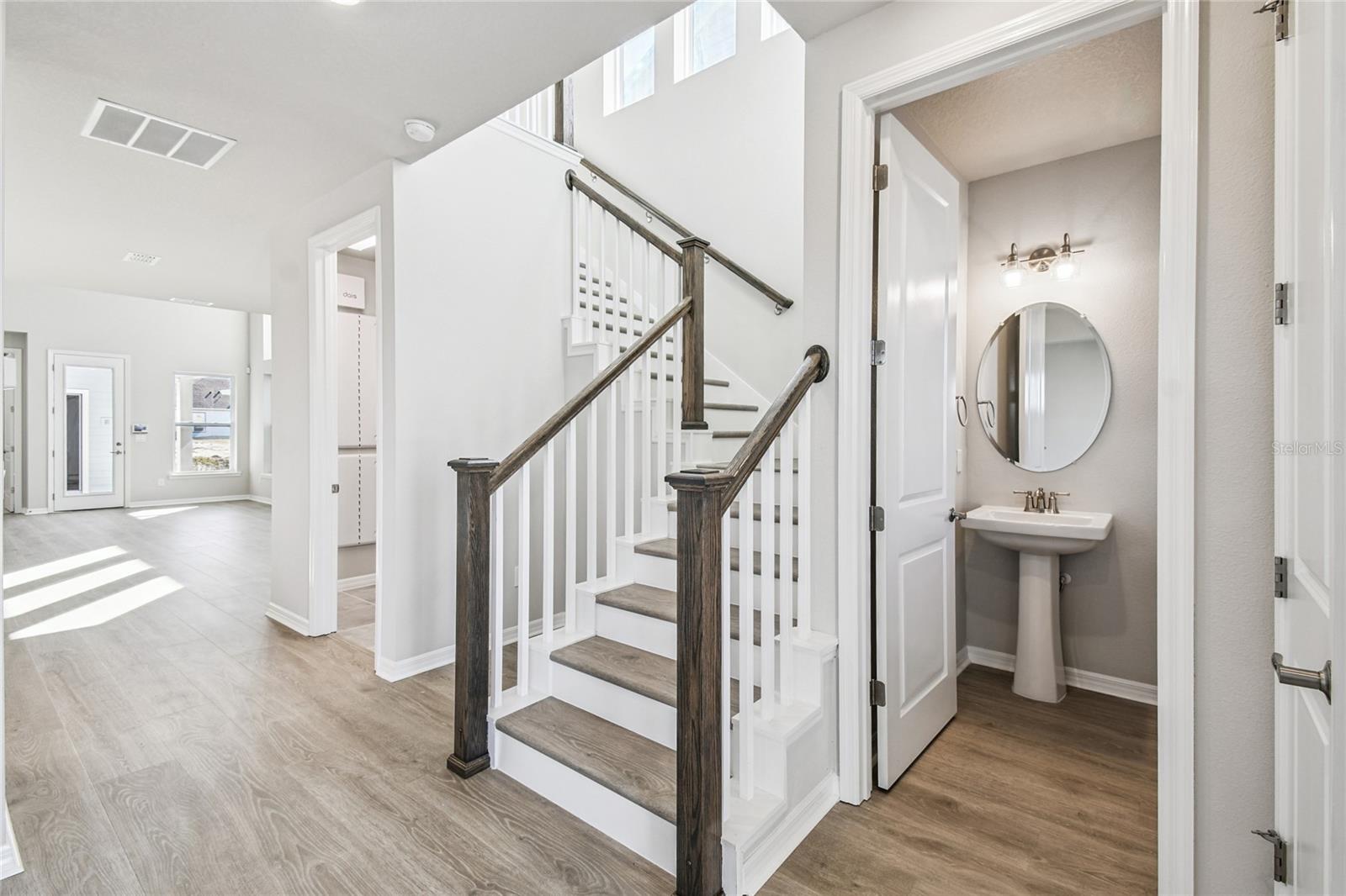 WESLYN PARK - Residential