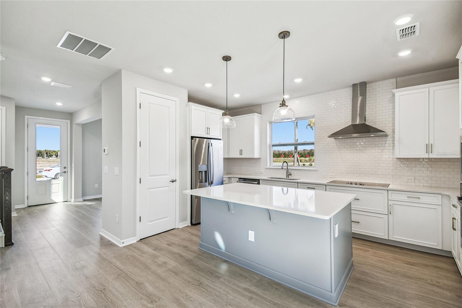 WESLYN PARK - Residential