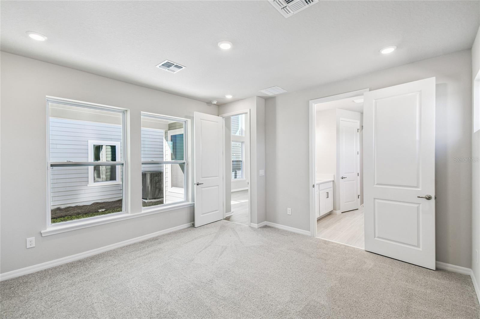 WESLYN PARK - Residential