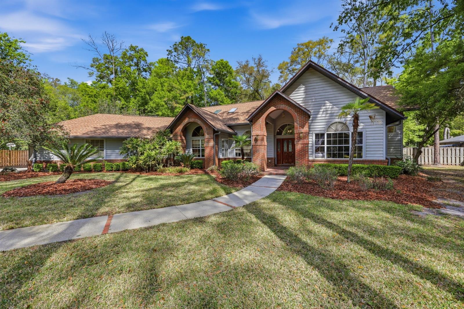 JOCKEY CLUB - Residential