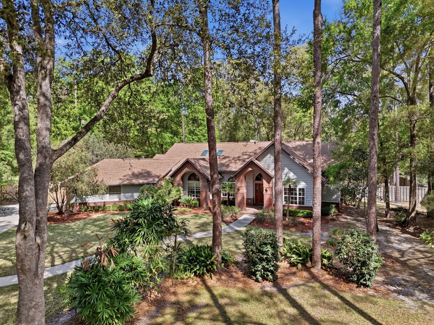 JOCKEY CLUB - Residential