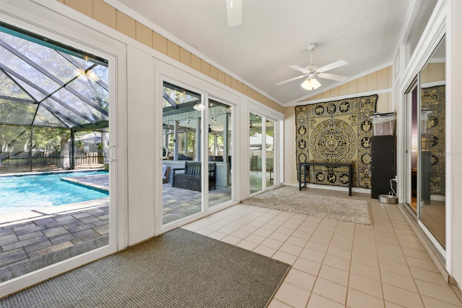 JOCKEY CLUB - Residential