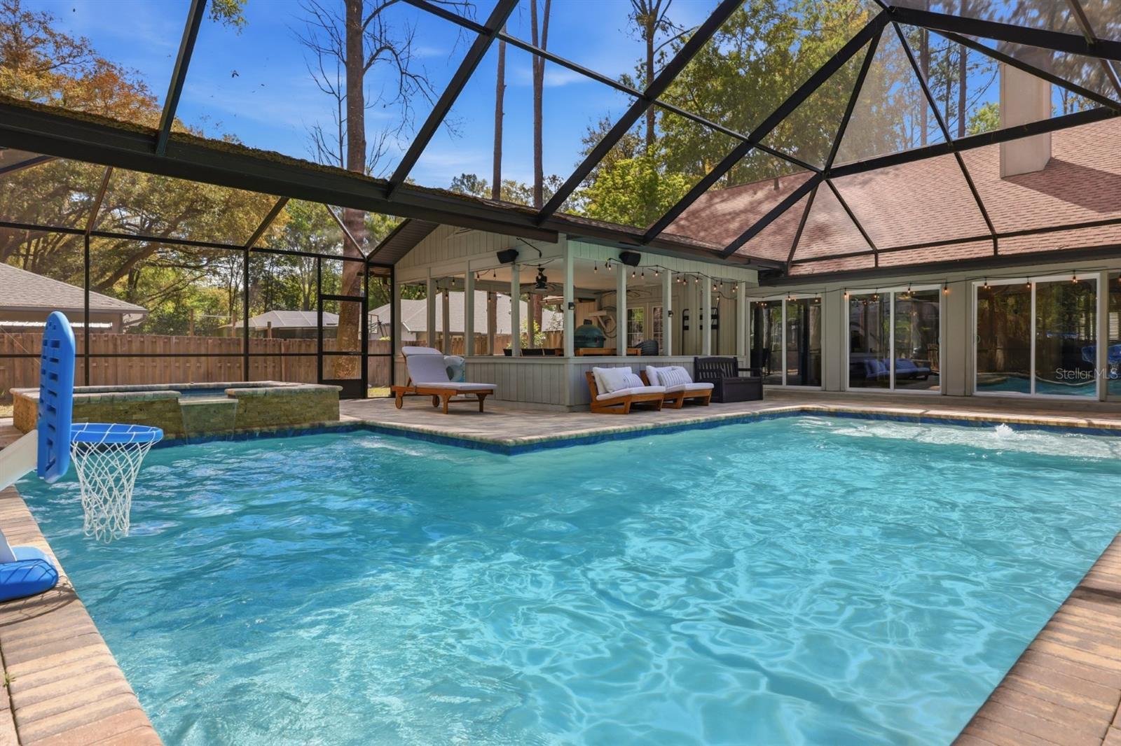 JOCKEY CLUB - Residential