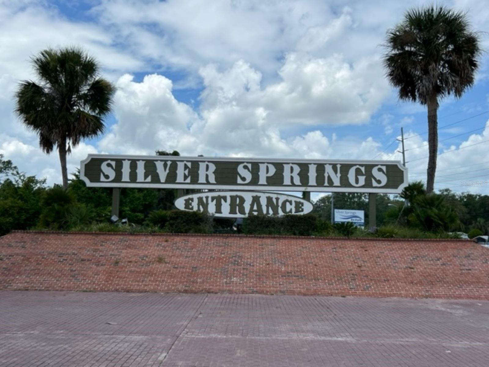 SUMMERCREST - Residential