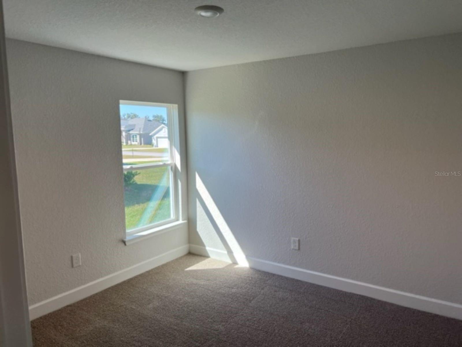 SUMMERCREST - Residential