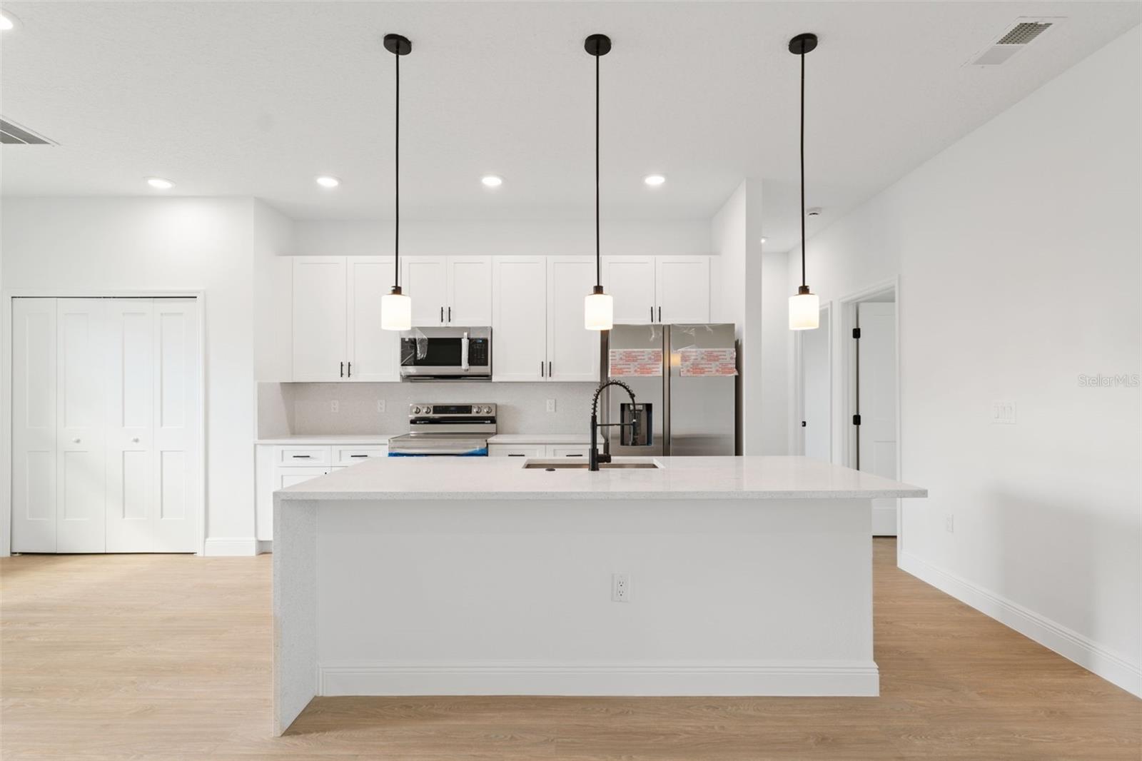 MARION OAKS UN 01 - Residential