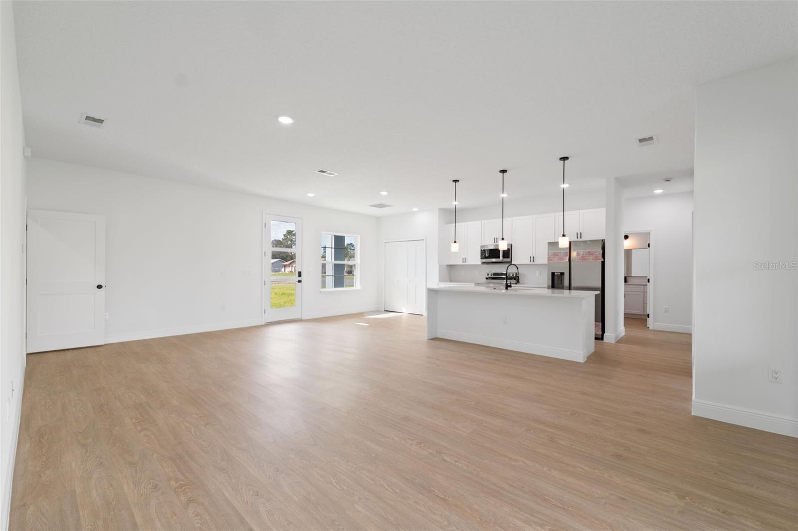 MARION OAKS UN 01 - Residential