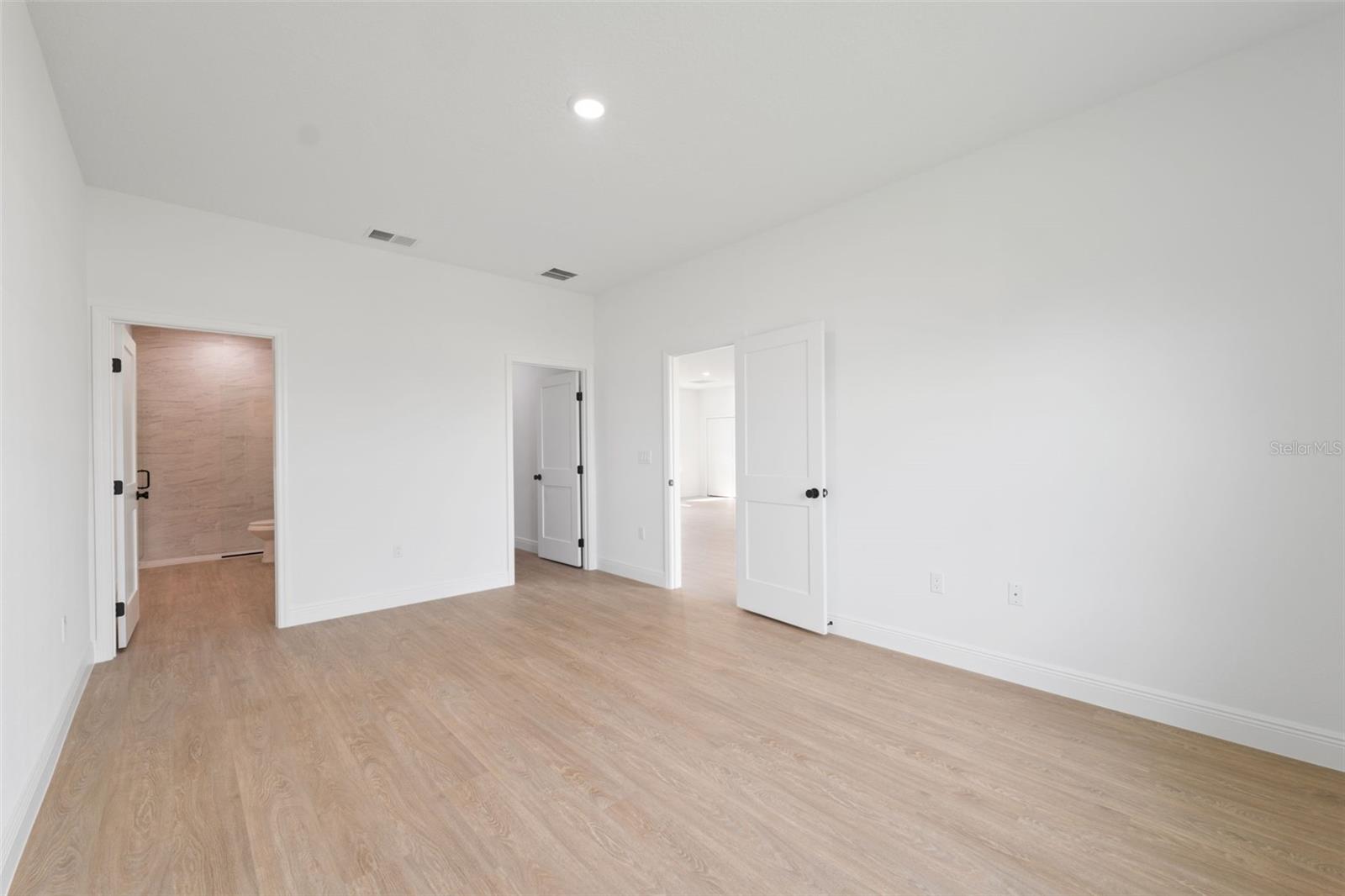 MARION OAKS UN 01 - Residential