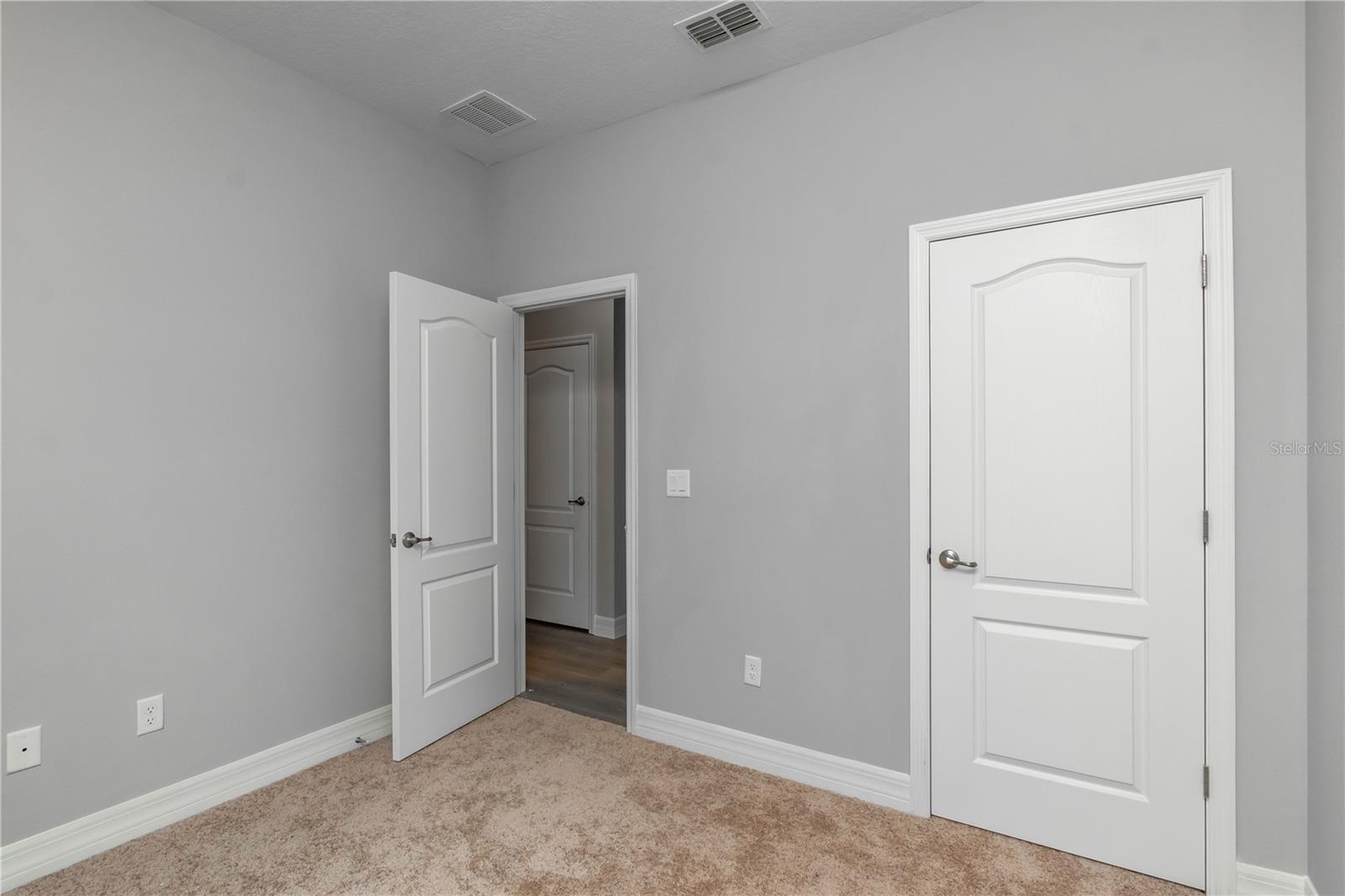 MARION OAKS 01 - Residential