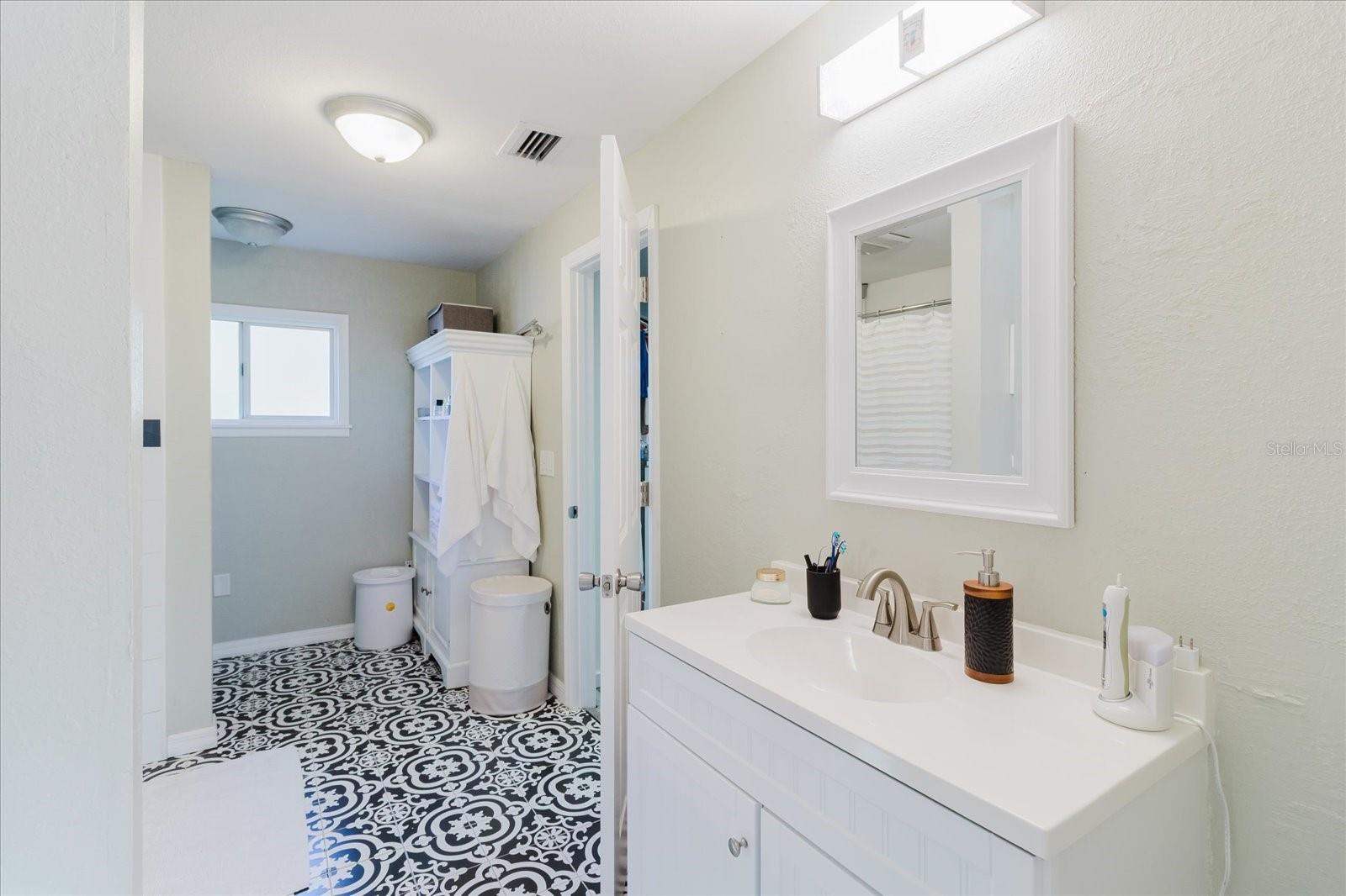 ALTURAS - Residential