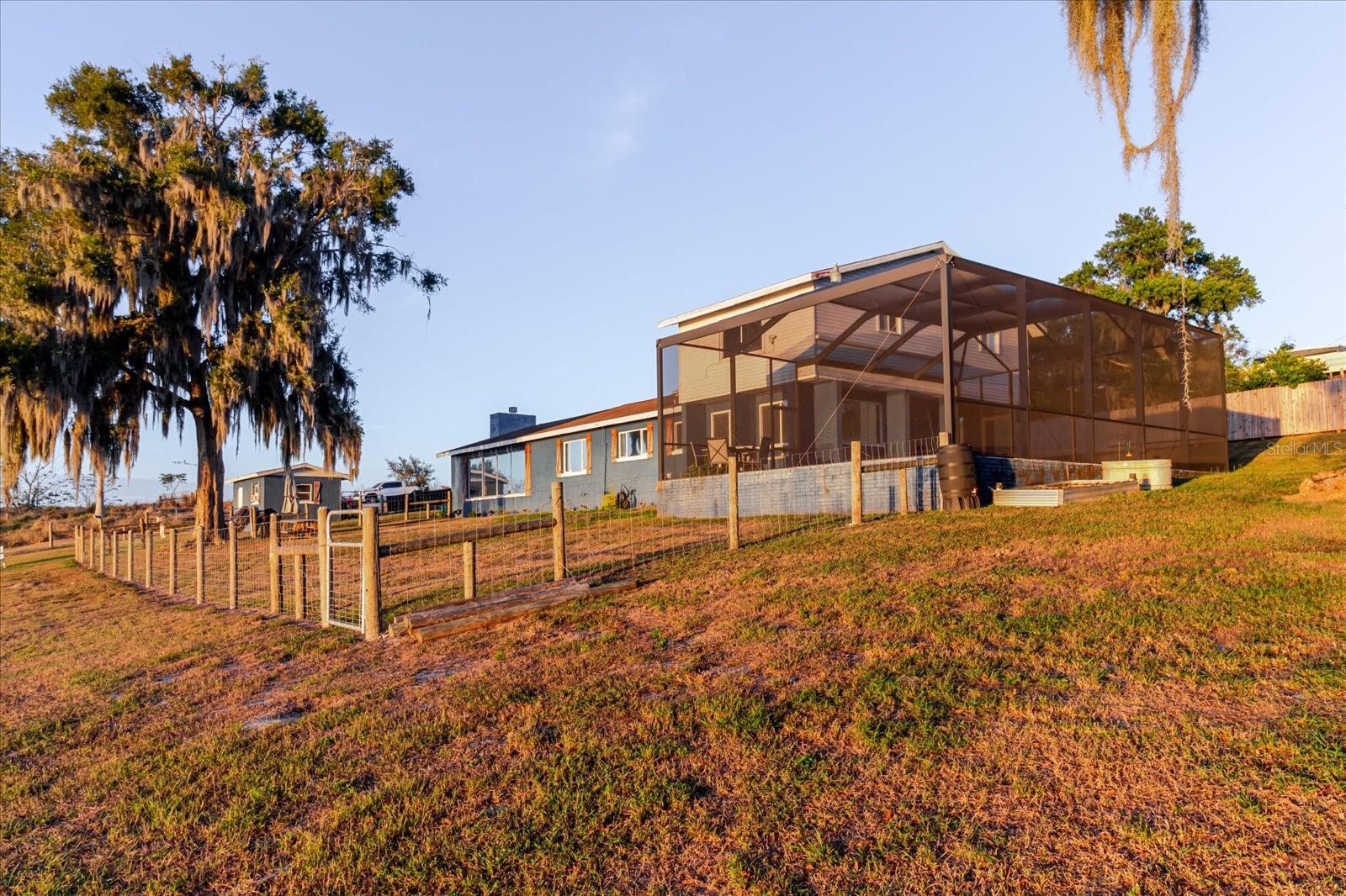 ALTURAS - Residential