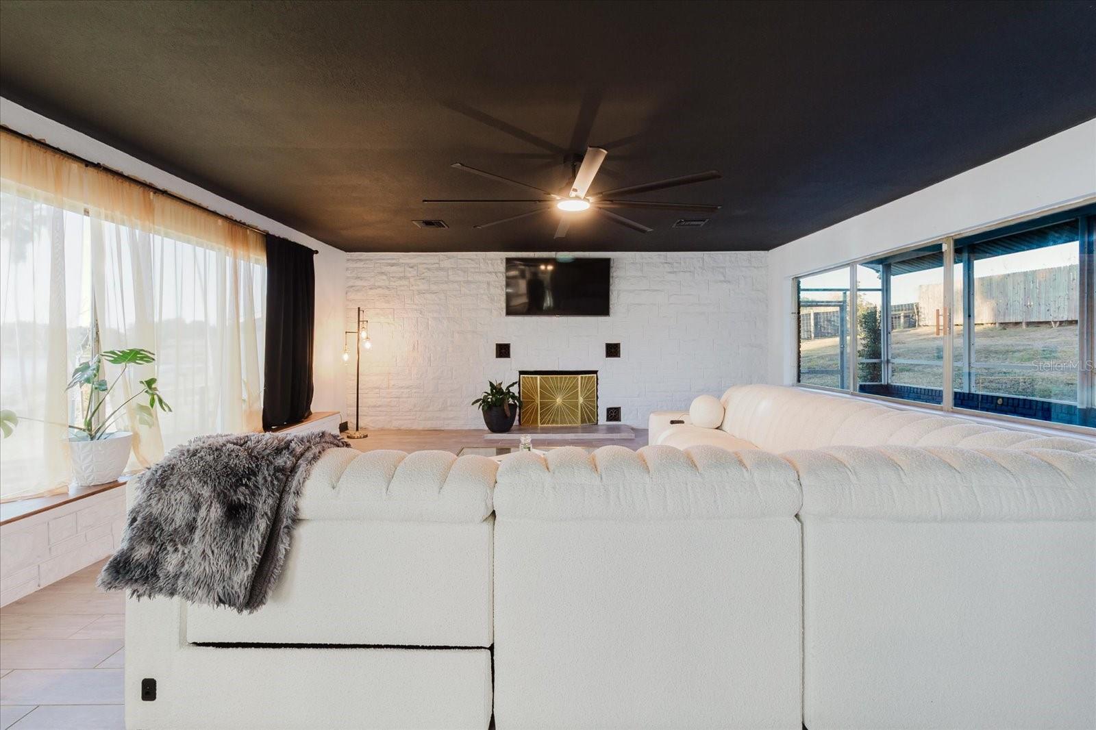 ALTURAS - Residential